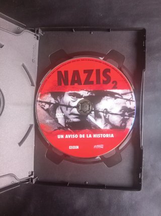DVD "Nazis • Un Aviso de la Historia"