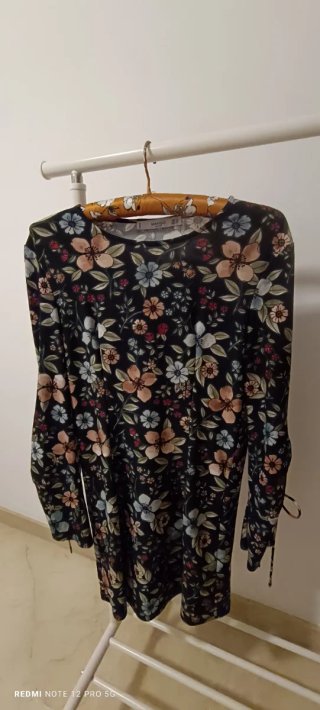 Vestido floral Mango talla S