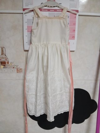 Vestido vintage blanco con encaje