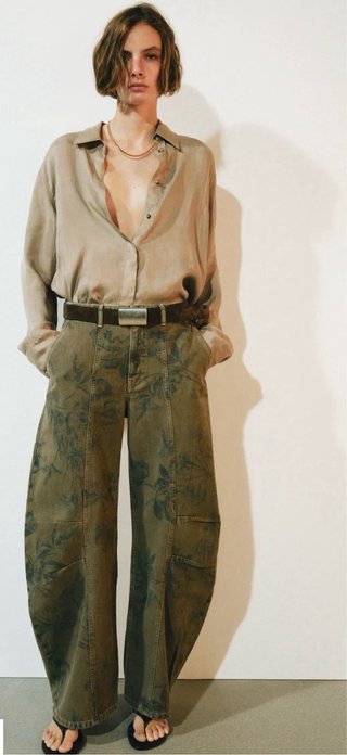 Jeans ZARA Collection tiro bajo flores T38