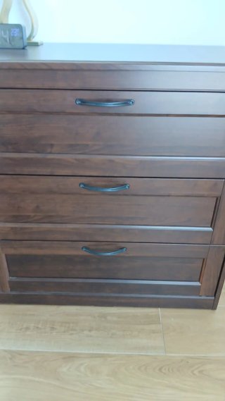 Cómoda Ikea Songesand marrón (descatalogada)