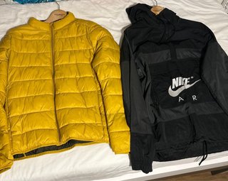 CAMISETAS / CHAQUETAS / CONJUNTOS