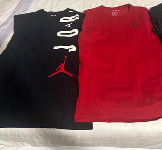 CAMISETAS / CHAQUETAS / CONJUNTOS
