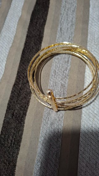 Pulsera Dorada de acero oxsidable La talla7 cintu