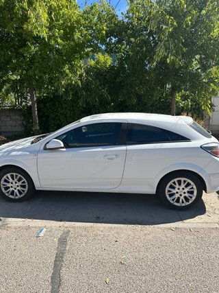 Opel Astra 2009