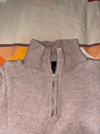 Jersey beige media cremallera