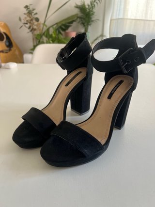 Sandalias de tacón negras Pull&Bear