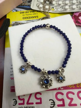 Pulsera Cuentas Facetas y Charms