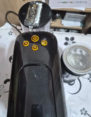 Cafetera cápsulas con espumador leche