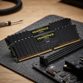 Memoria RAM Corsair Vengeance LPX 16GB DDR4 2x8GB