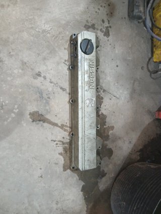 Tapa de balancines motor Nissan RD28 y RD28T