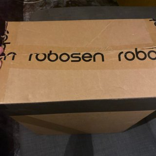 Robosen Transformers Soundwave