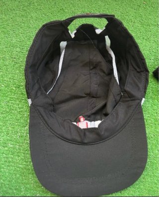 Gorra Ironman Negra y Blanca