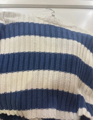 Jersey de rayas azul y blanco