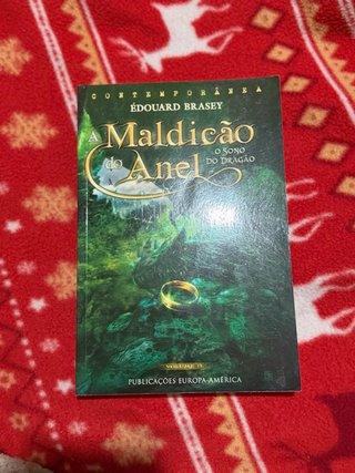 Livro A Maldição do Anel: o sono do dragão