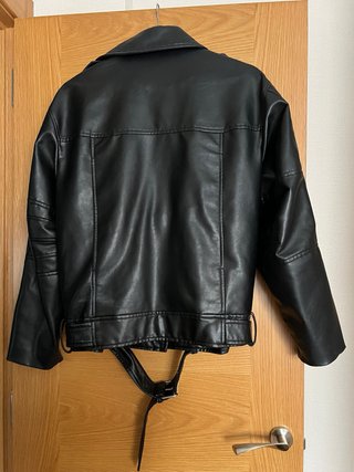 Cazadora Biker Efecto Piel Zara oversize