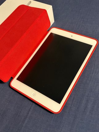 iPad Mini 3 Rojo con Funda