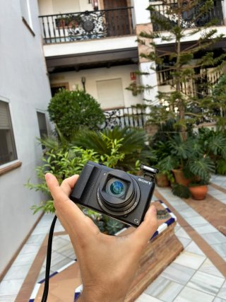Cámara Sony Cyber-shot DSC-HX60