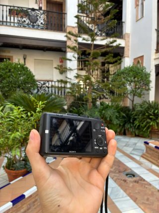 Cámara Sony Cyber-shot DSC-HX60