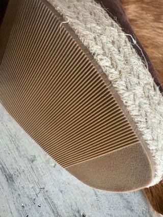 Sandalias de cuña colección “Te Quiero”