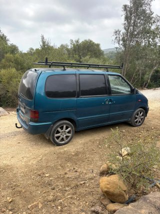 Nissan Serena 1996