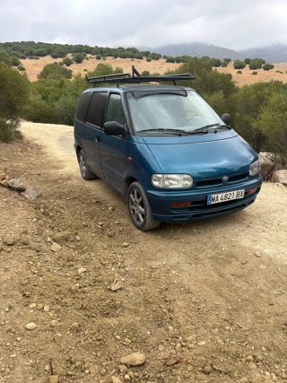 Nissan Serena 1996