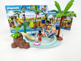 Playmobil myLife 71529 Parque Infantil Piscina