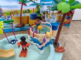 Playmobil myLife 71529 Parque Infantil Piscina
