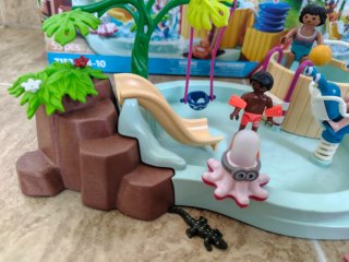 Playmobil myLife 71529 Parque Infantil Piscina