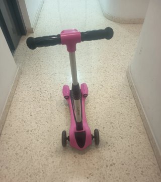 Patín infantil con música, luces y vapor