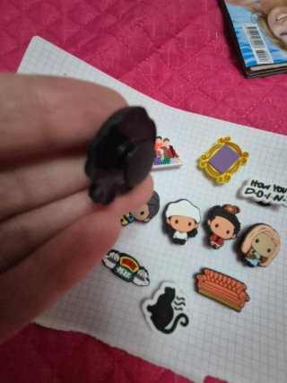 Set 16 Ciondoli per Scarpe Tema Friends