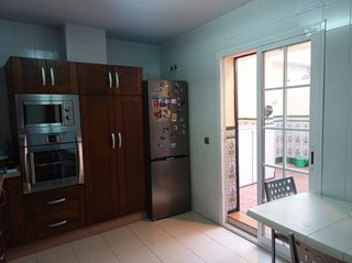 Dúplex con terraza, patio, aparcamiento y trastero