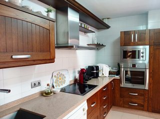 Dúplex con terraza, patio, aparcamiento y trastero
