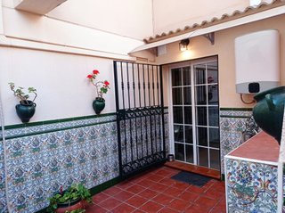 Dúplex con terraza, patio, aparcamiento y trastero