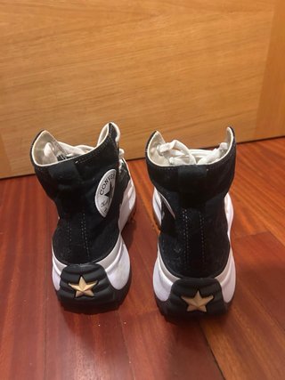 Converse Negras con Plataforma