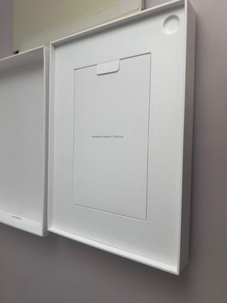 iPad A16 Dorado