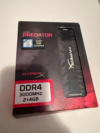8 Gb ram Kinsgton Hyperx PREDATOR a 3000 mhz