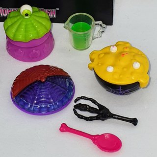 Monster High Heath Burns Classroom 2-pack