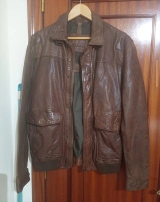 Cazadora de cuero Massimo Dutti