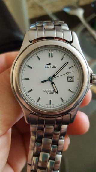 Reloj Lotus analógico acero plateado