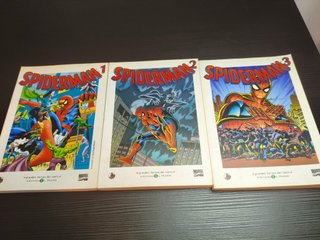 3 Comics Spiderman bilblioteca El Mundo