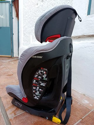 Silla de coche Maxi-Cosi gris top tether