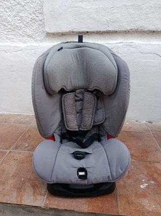 Silla de coche Maxi-Cosi gris top tether