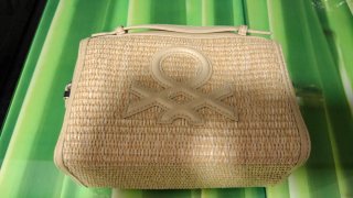 Bolso bandolera Benetton Beige Rafia