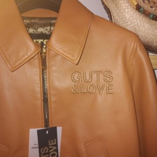 Chaqueta bomber GUTS & LOVE piel marrón
