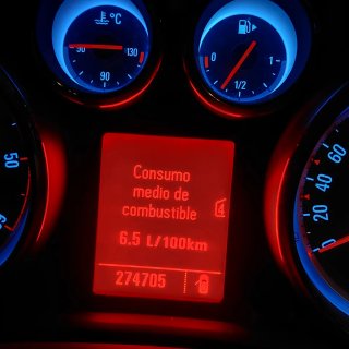 Opel Astra 2011