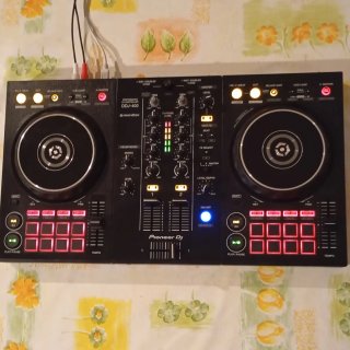 Controladora DJ Pioneer DDJ-400