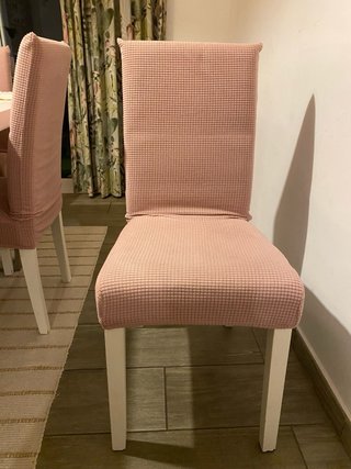 Mesa y sillas de Comedor.