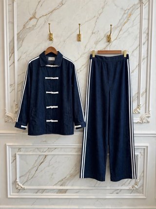 Conjunto vaquero con rayas blancas