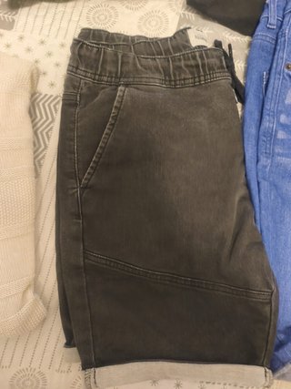 Lote de 7 prendas de ropa para hombre